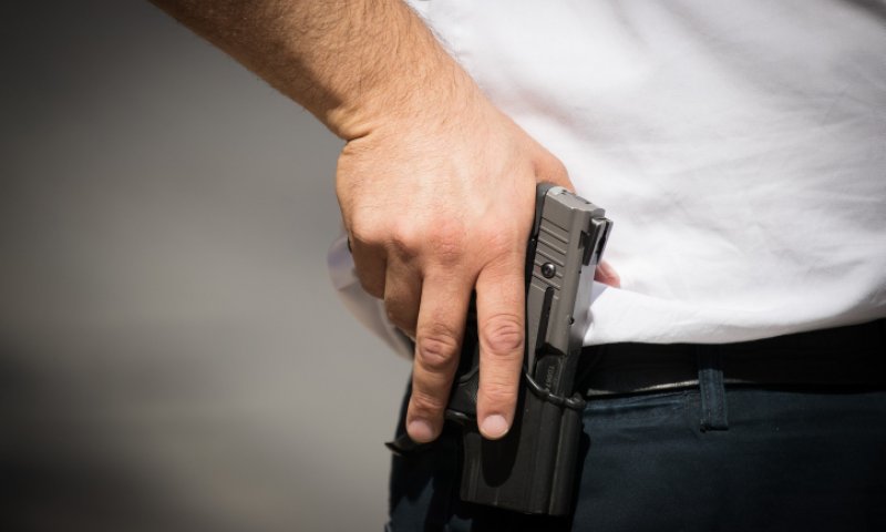 תקרית מחרידה בביה"ח: גבר ירה למוות באשתו והתאבד