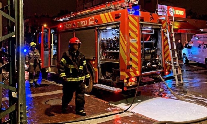 אדם נספה בשריפה שפרצה בדירתו