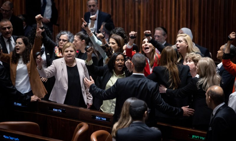 במקום לדחות עדות: האופוזיציה דחתה לנתניהו את הדיון בכנסת