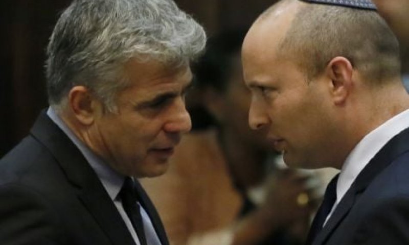 "הדרבי": בנט ממשיך לתת בראש ליאיר לפיד