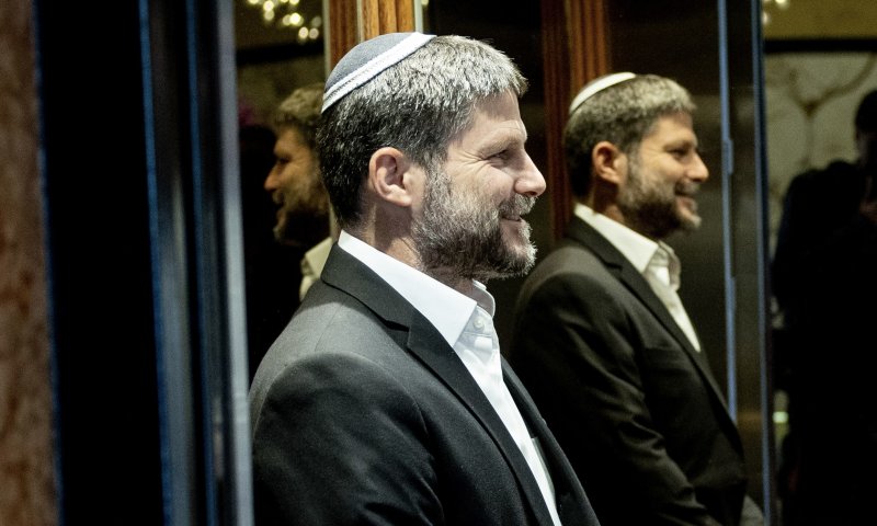 עוד לפני הקמת הממשלה: סמוטריץ' מתקפל מהריבונות