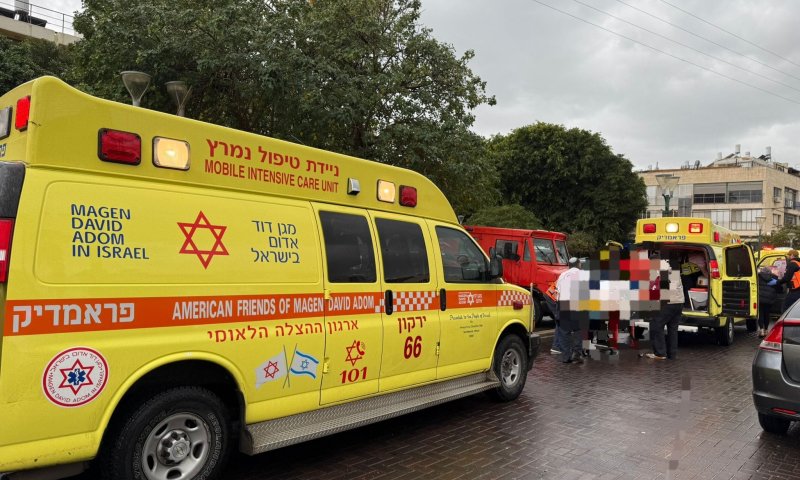 אישה נרצחה בפיגוע דקירה בהרצליה