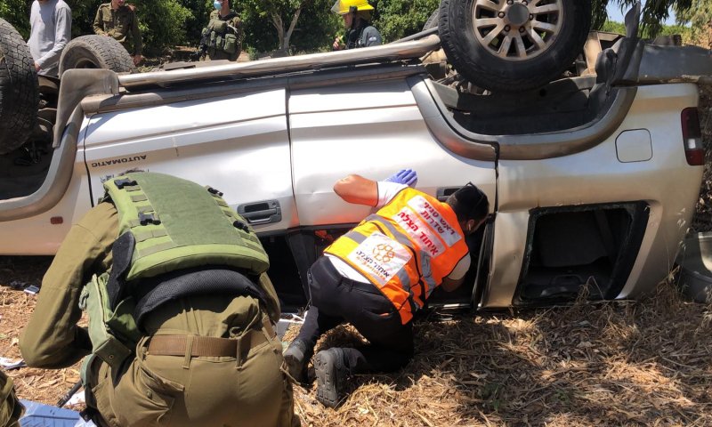 בן 30 נהרג בהתהפכות רכב שטח סמוך למסעדה