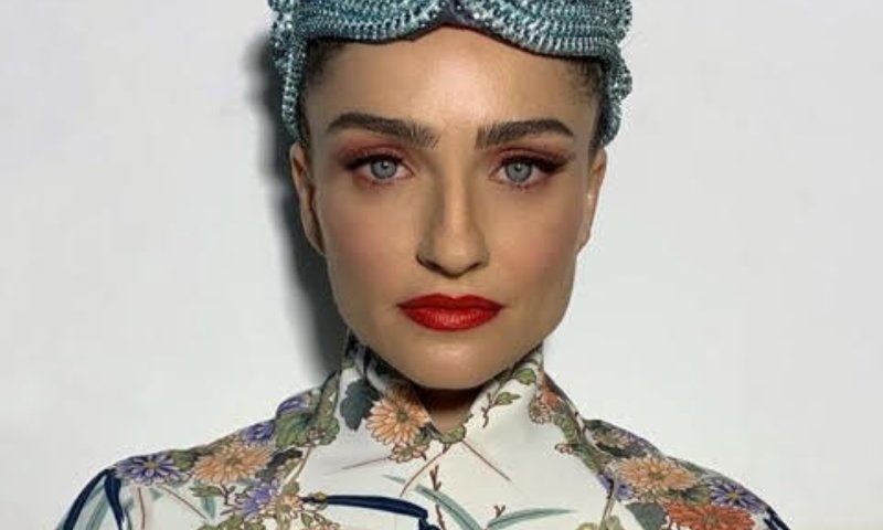 למה כובע: תערוכה חדשה לאוהבי האקססוריז