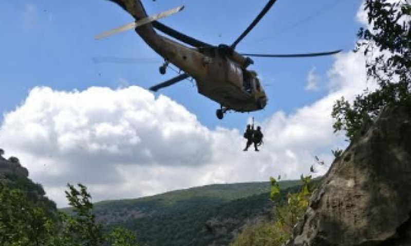 צפו: לוחמי 669 מחלצים מטייל שנפל מגובה רב בגולן