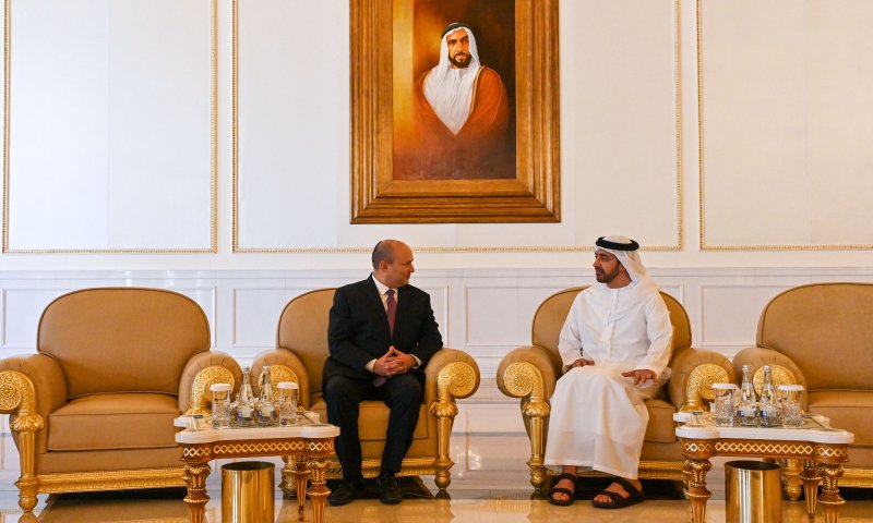 בעיצומו של המשבר: בנט יצא לביקור בזק באבו דאבי