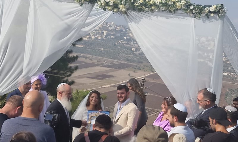 הישוב בשומרון ארגן חתונה לחייל בודד שנשאר בבסיס