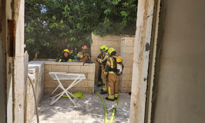 שריפה פרצה במבנה ישיבה בירושלים