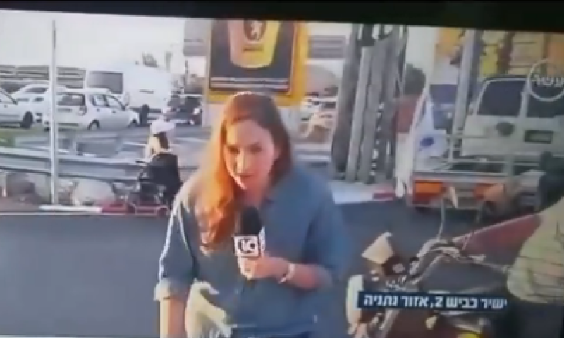 כתבת ערוץ 10 התעלפה בשידור חי. צפו