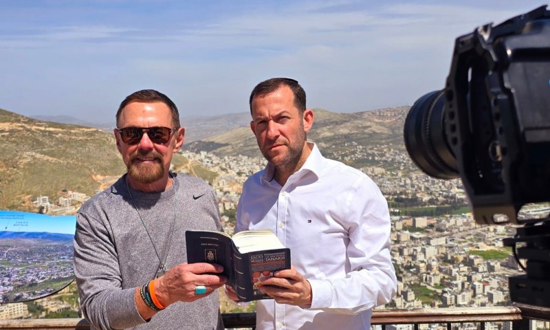 כוכב הטלוויזיה שידר מהשומרון: "נצביע רק למי שיתמוך בריבונות"