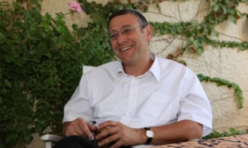 אם רופא היה מתבטא כך, הייתה נשללת ממנו ההסמכה