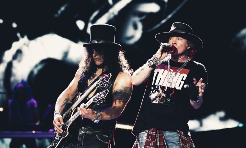 מלח ורוד ואגרטל ורדים: הדרישות של גאנז אנד רוזס