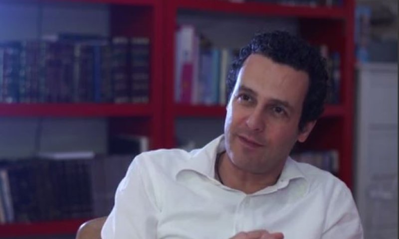 לקראת ט"ו באב &ndash; עודד מנשה בתיעוד מיוחד על סגולת מפתח הזיווגים