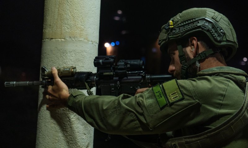 פעילות לילית ביו"ש: 9 מבוקשים נעצרו. צפו בתיעוד