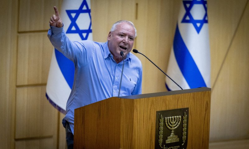 אמסלם דורש מכ"ץ לאשר בהקדם את המינוי של ארדן