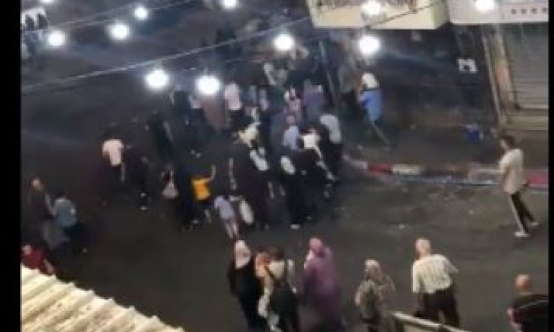 צפו: תושבי מחנה הפליטים ג'נין בורחים מבתיהם