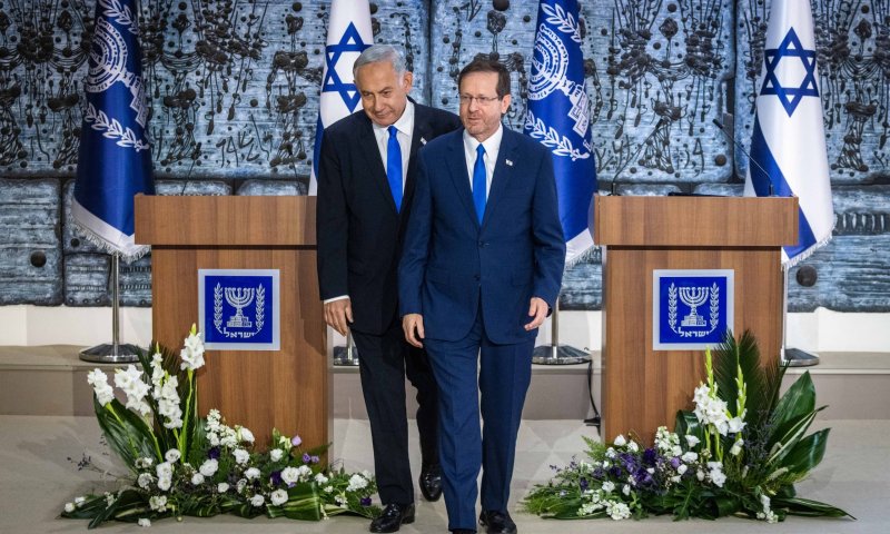 מקורבו של נתניהו מבהיר: "מתווה חד צדדי של הנשיא"