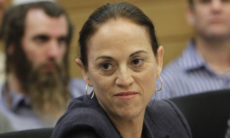 קלדרון: "לשקול לבטל את מוסד הרבנות הראשית"