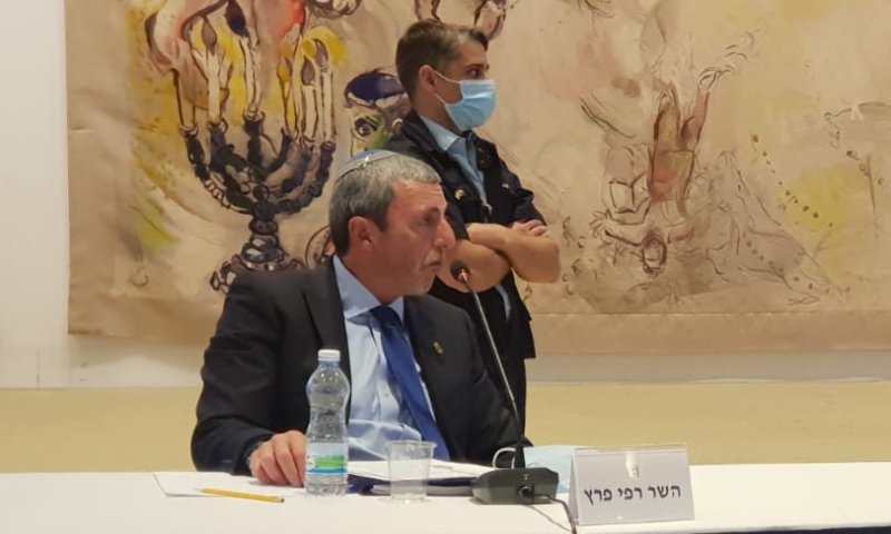 הרב פרץ בישיבת הממשלה: זה האתגר של חבריי לשולחן