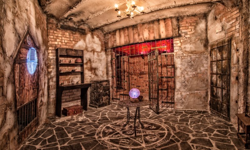 צפו: כך תוכלו לפתור כל חדר בריחה בעולם