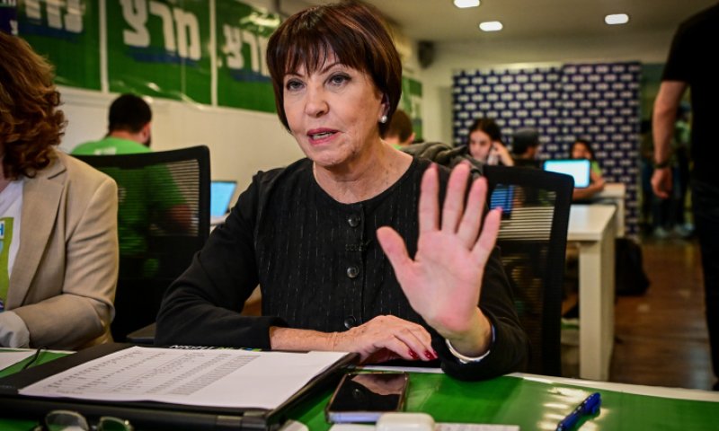 הרב שמואל אליהו סופד למפלגת מרצ