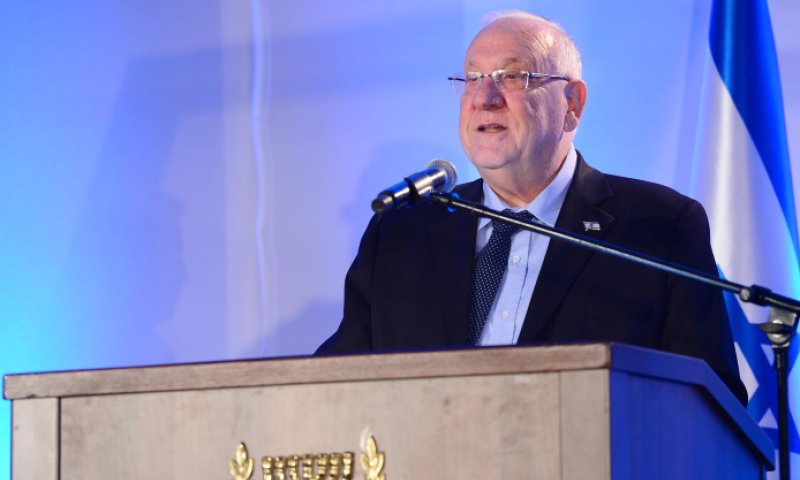 "האמנות, התרבות והמדע אינם רכוש של שום מחנה"