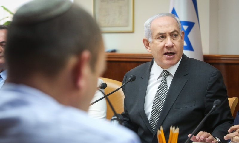 הקבינט דחה את פינוי חאן אל אחמר &bull; בנט ושקד נגד