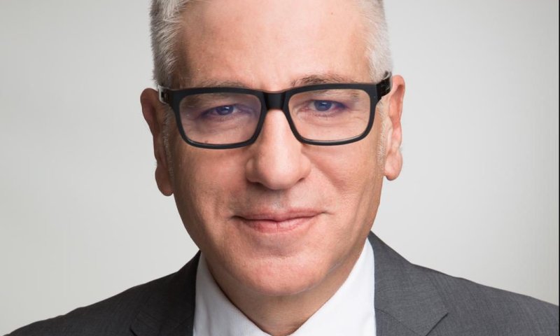 היסטוריה: השגריר הראשון באיחוד האמירויות