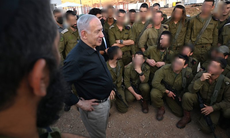 נתניהו ביקר בחטיבת חשמונאים והתחייב: "נשמור על עולם התורה"