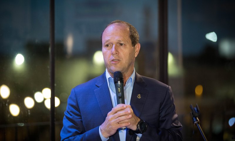 ברקת: "מתחם התחנה יישאר פתוח בשבת"