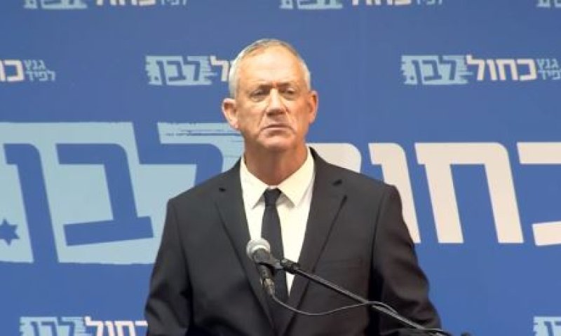 גנץ: "עלינו להגביר את התקיפות נגד חמאס"