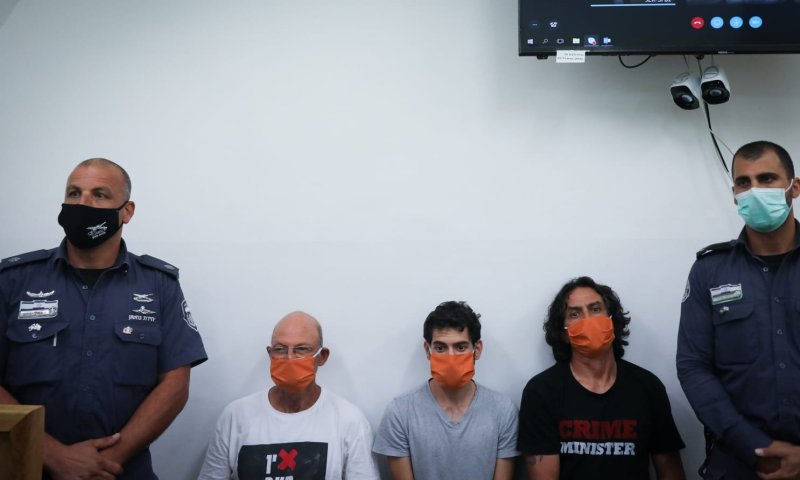 מעצר השכל | הליכוד: "פסטיבל", גנץ: "לשחרר"