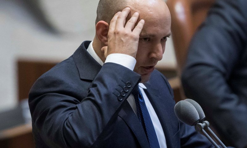 "יש עתיד, מספר 1 בספינים וקמפיינים, מפלגת כותרות"