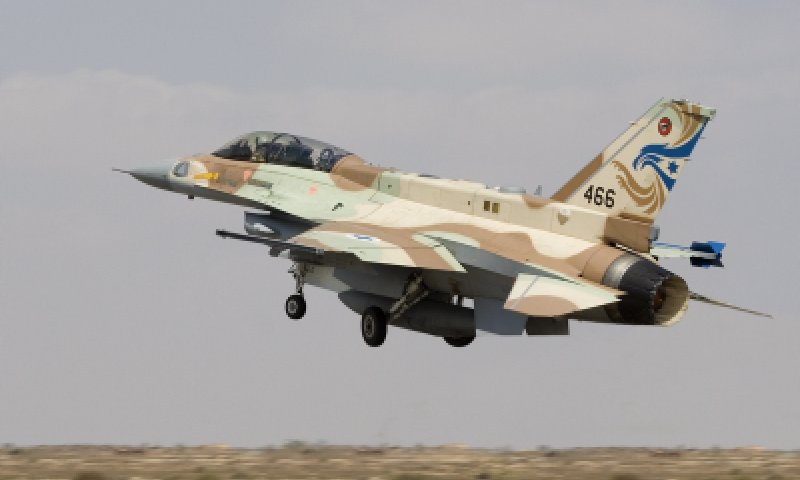 הותר לפרסום: מטוסי קרב יירטו מזל"ט שחדר לישראל