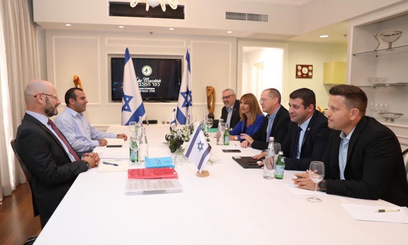 התקדמות משמעותית בין כחול לבן לישראל ביתנו