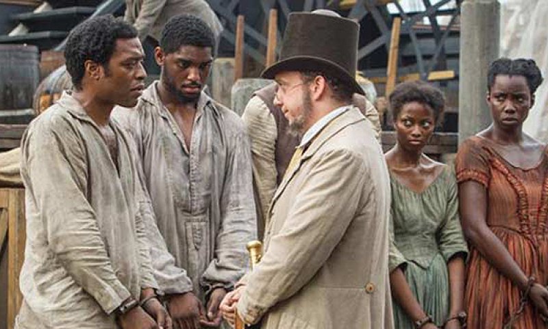 פרשת משפטים: התורה אוסרת "12 שנים של עבדות"