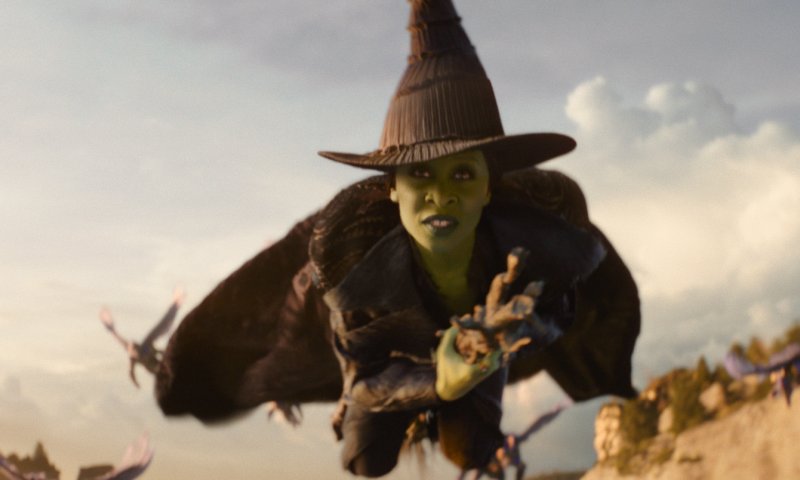 מרשעת גרסת ישראל: שירי מימון בדמותה של אלפבה