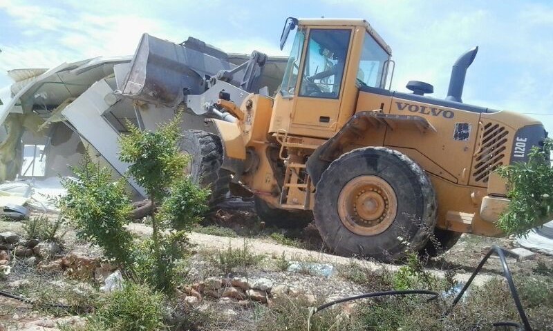 ההרס נמשך: דחפורים הורסים בתים בגבעת אסף