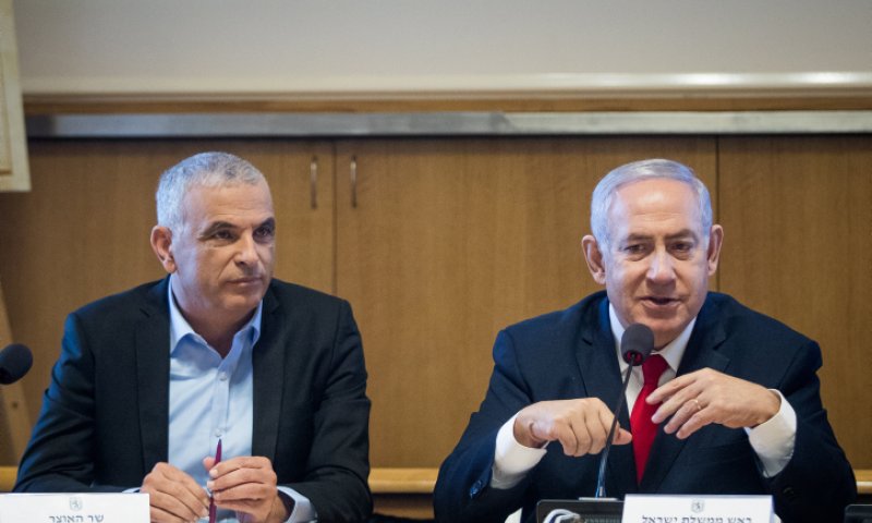 לא מו"מ קואליציוני: פגישת החירום של נתניהו וכחלון