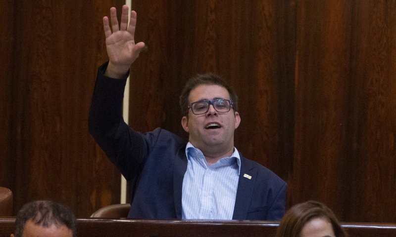 אושר חוק "אורן חזן" לסילוק סגן יו"ר כנסת