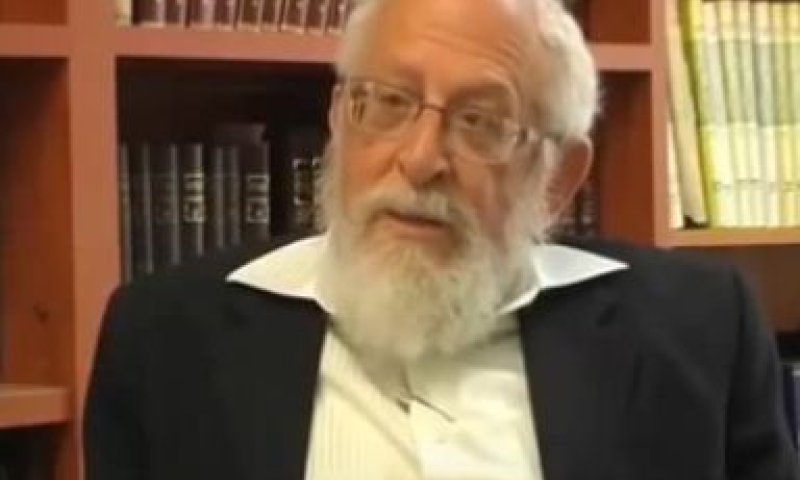 "עובד בחברה קדישא משפיע יותר מדיין"