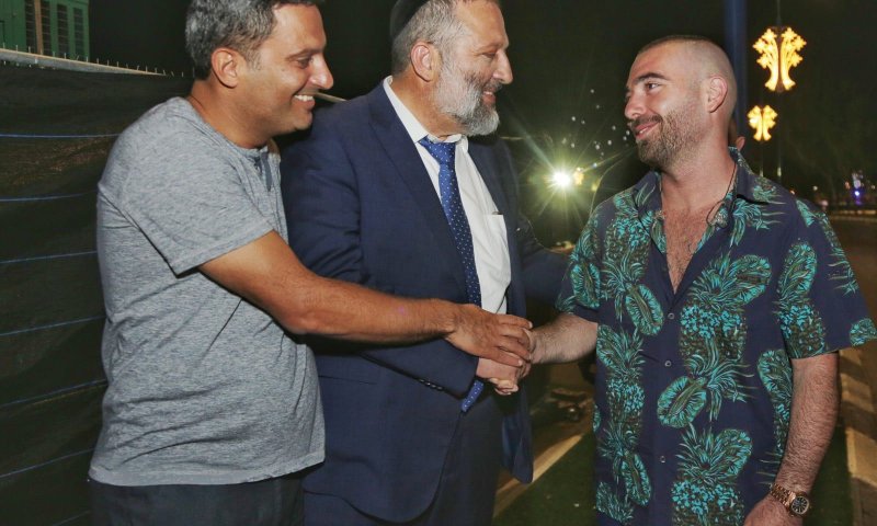 הסיבה שעומר אדם מצליח: "לא מופיע בשבת"