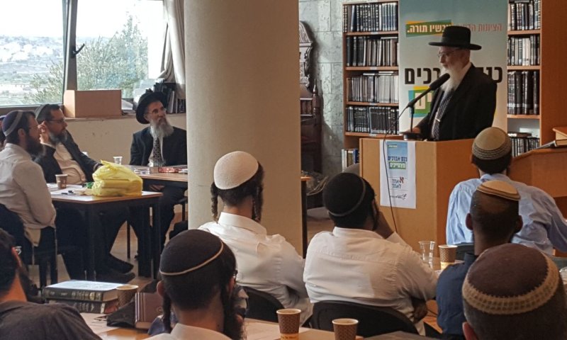 חיבוק חם ללומדי התורה בציונות הדתית