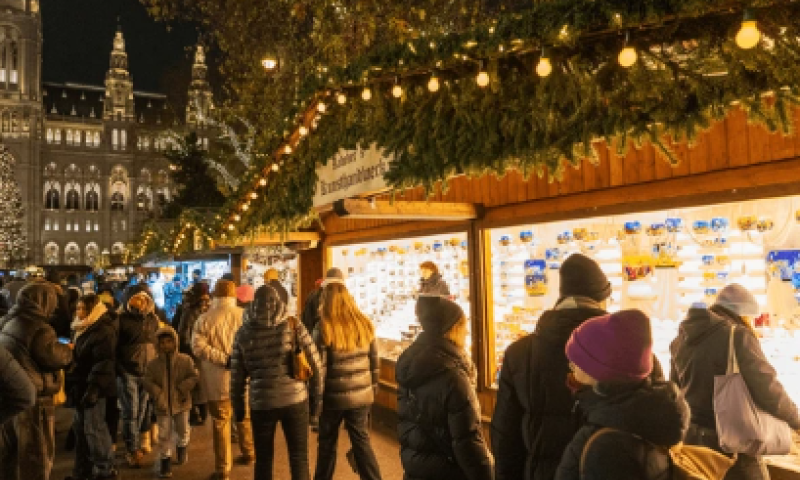 תופעה באירופה: מבטלים שווקי חג מולד בגלל חשש ממוסלמים