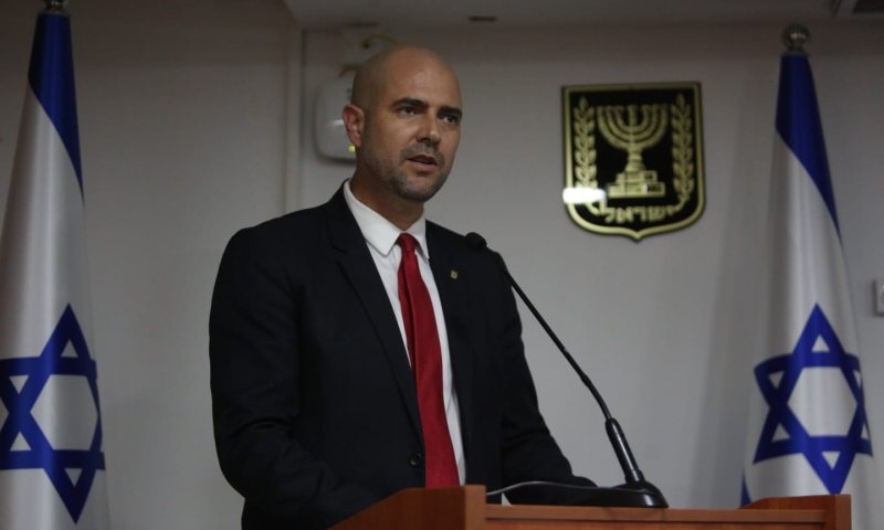 אמיר אוחנה: "לא חוזר בי מאף מילה"