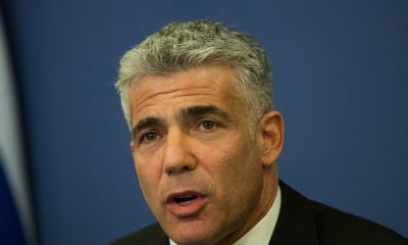 לפיד לחרדים: רוצים דיור בזול? לכו לשרת בצה"ל