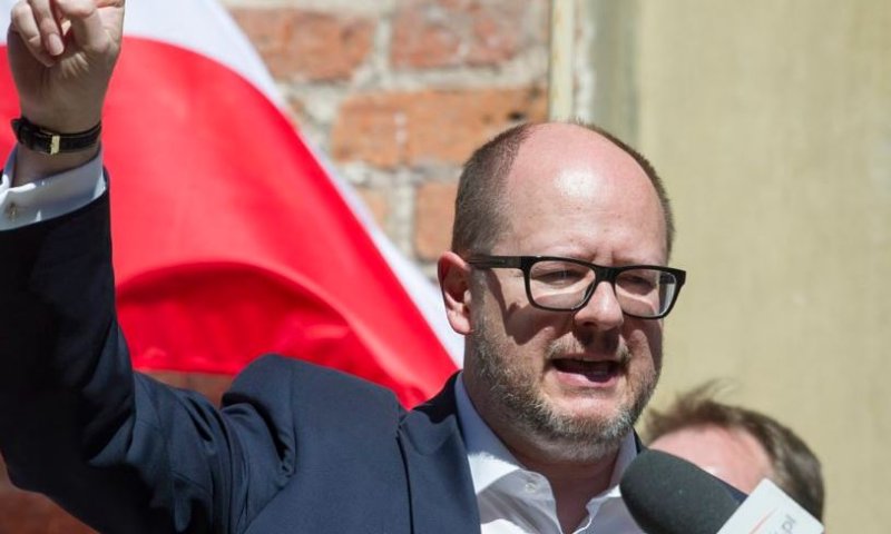 התנקשות בפולין: ראש העיר שנדקר מת מפצעיו