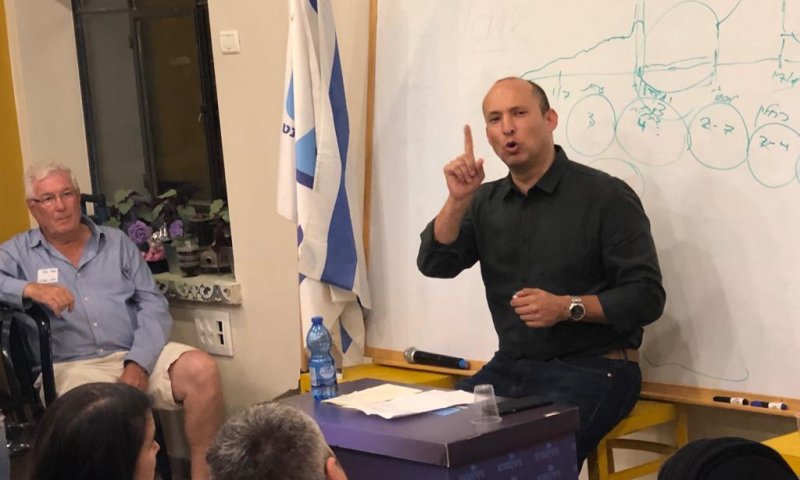 בנט: שתי מפלגות מימין לליכוד; חרד"לית וליברלית