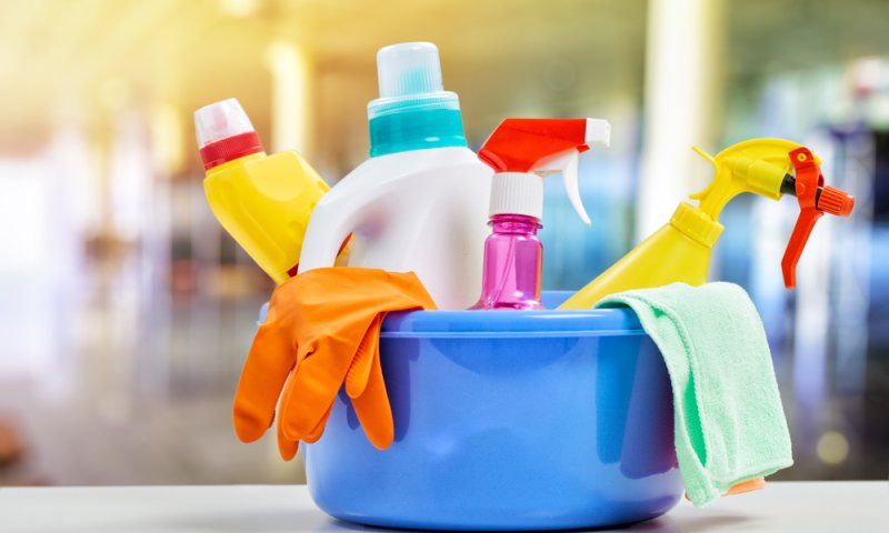 מנקים לפסח: טיפים איך להישמר מחומרי הניקוי