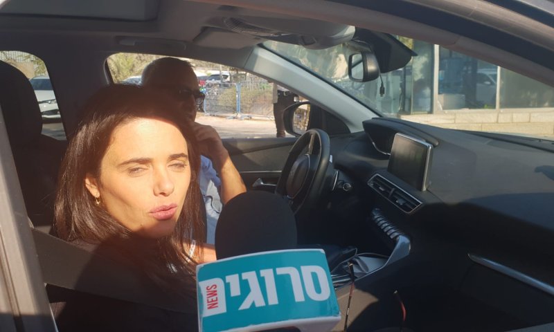 שקד לסרוגים: "שכחול לבן יבינו- גוש הימין חזק ויציב"